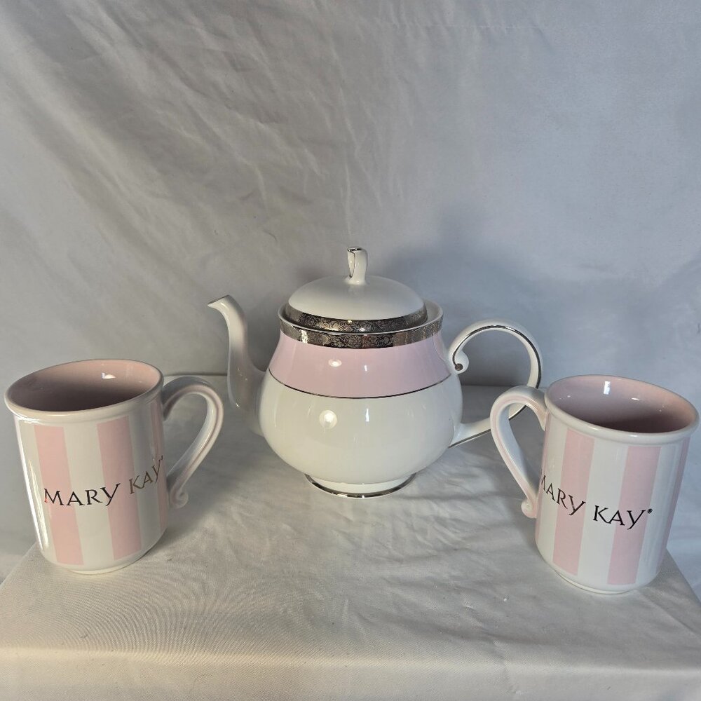 Mary Kay Teapot and Mugs